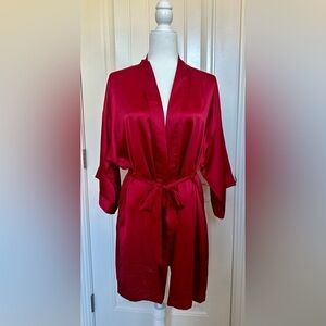 NWT Victoria’s Secret Robe, Size: M/L